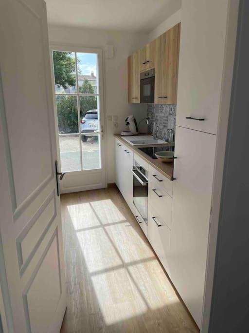 Maison De Vacances La Flotte 00491Ui Kültér fotó