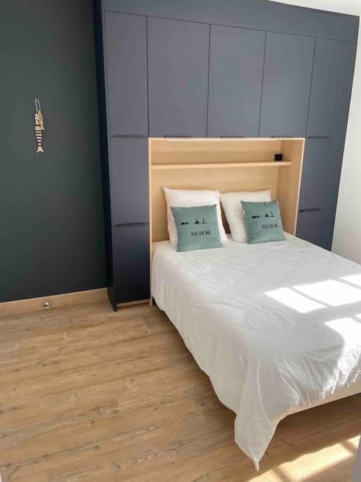 Maison De Vacances La Flotte 00491Ui Kültér fotó