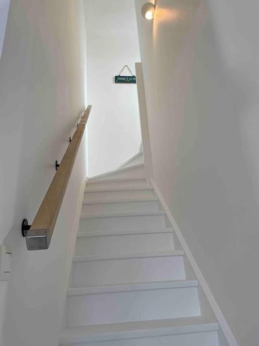 Maison De Vacances La Flotte 00491Ui Kültér fotó